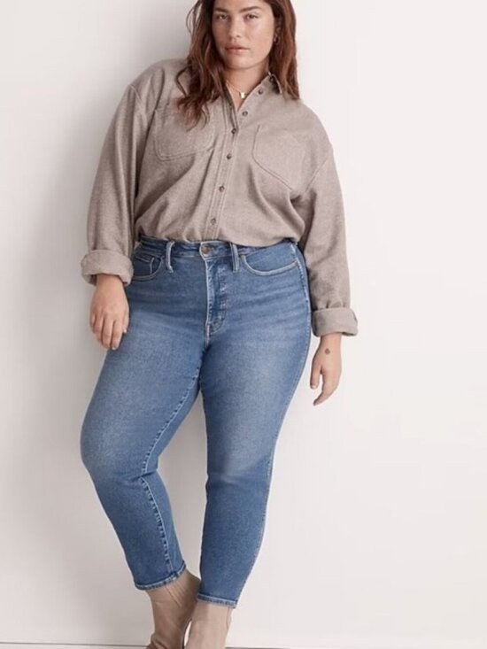 Madewell Denim - Madewell Plus Curvy Stovepipe Jeans In Leaside Wash Size 24